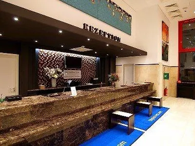 Toyoko Inn Frankfurt Central Station-3