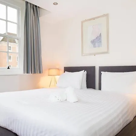 Goodenough College - University Residence-3
