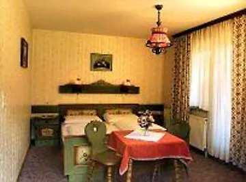 Gasthof Pension Alpenrose-2