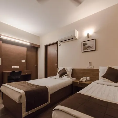 Hotel Inland Avenue-3