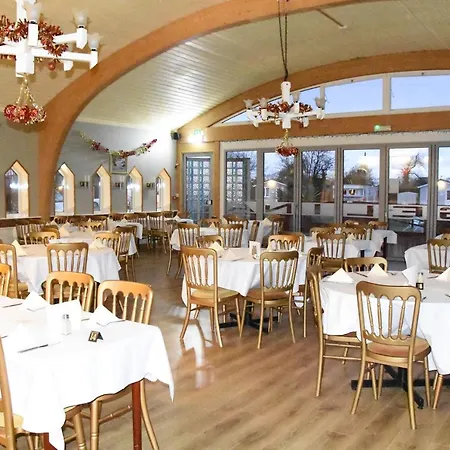 Warrens Village Motel And Self Catering-2