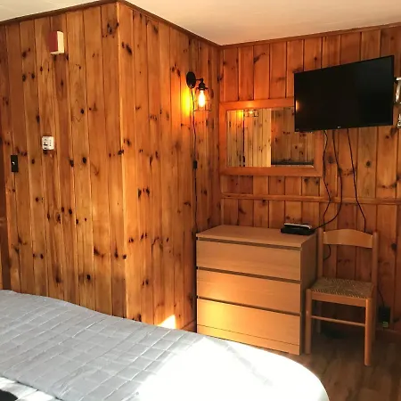 Magic View Motel-3