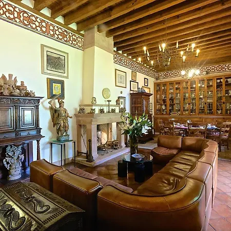 Casa De La Real Aduana Boutique Hotel-2