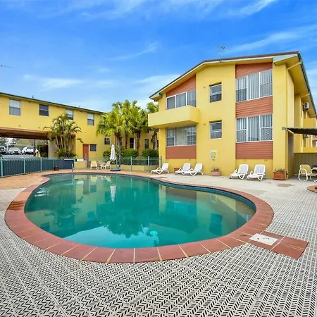 Oxley Cove Holiday Apartment-2