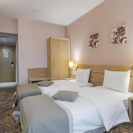 Rin Grand Hotel-2