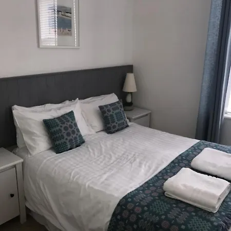 Seabreeze Restaurant With Rooms-2