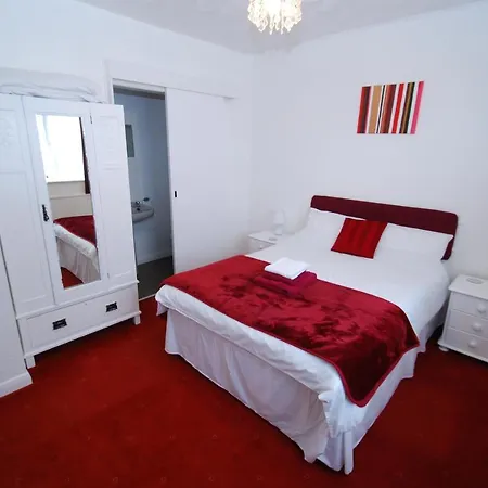Whiteways Guest House-2
