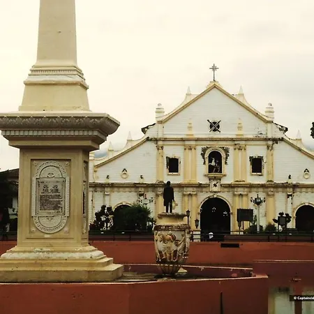 Zen Rooms Cordillera Family Vigan-2