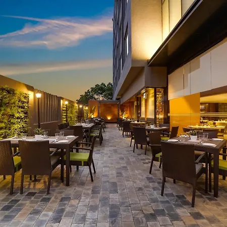 Lemon Tree Hotel Viman Nagar Pune-3