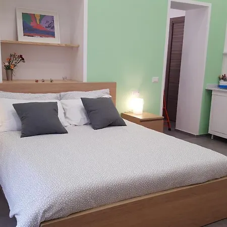 Alyssa House-2