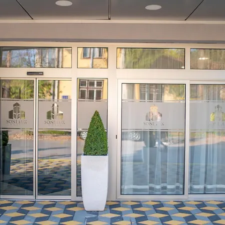 Hotel Soni Lux-3