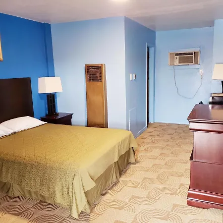 Trade Winds Motel-2