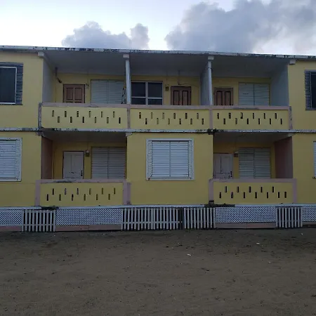 Pal'S On The Beach - Dangriga, Belize-3
