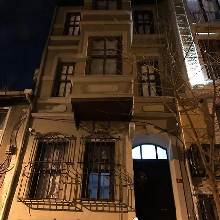 Hotel No 34-3