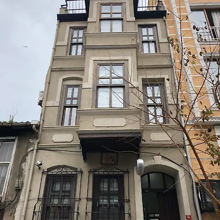 Hotel No 34-2