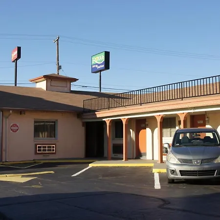 Royalinn & Suites-3