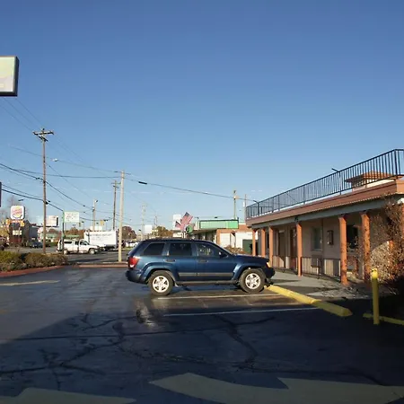 Royalinn & Suites-2