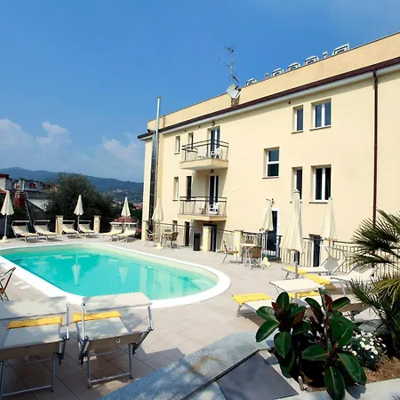 Piccolo Hotel-2