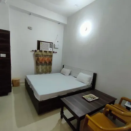 Arjun Guest House-3