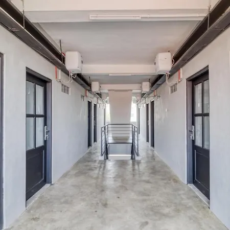 Reddoorz Syariah Near Galeria Mall Yogyakarta-2