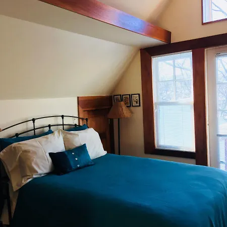Baxter House Bed & Breakfast And Apartment-3