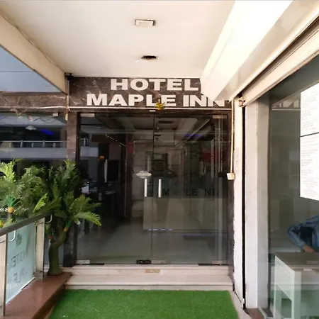 Hotel Maple Inn-3