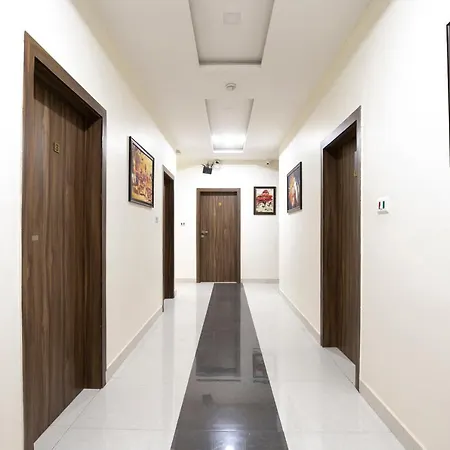 Eco Inn Hotel By Lime Tree-2