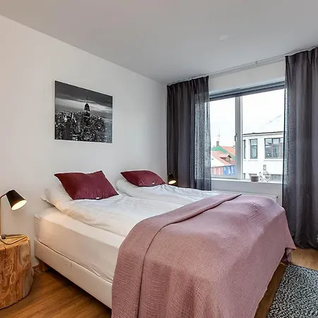 Tyr Apartments By Heimaleiga-2
