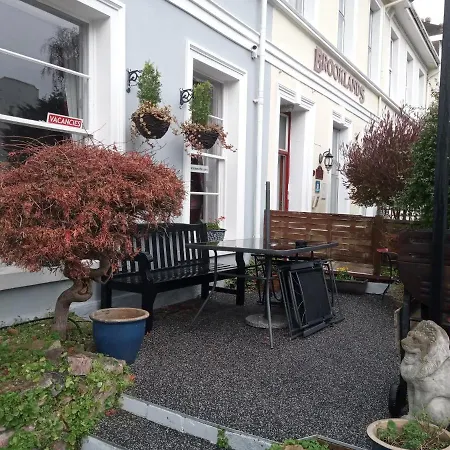 Lawnswood Guest House-2