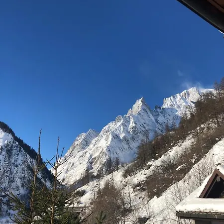Hotel Chalet Joli-3