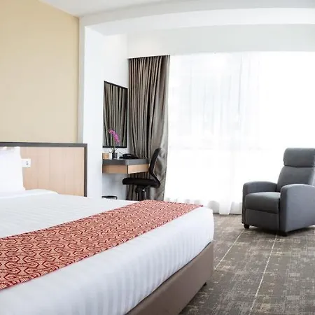 Hotel 7 Suria-3