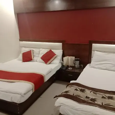 Hotel Star Palace 2 Mints Walking Distance From New Delhi Railway Station-2