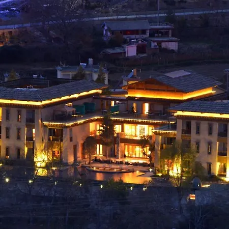Lux* Tea Horse Road Benzilan-3