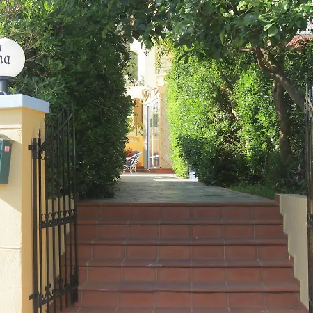 La Luna Apartments-3