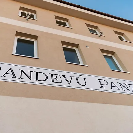 Randevu Panzio-2