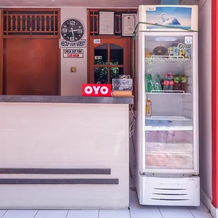 Oyo 2411 Taman Mekar Beach Inn 2-3