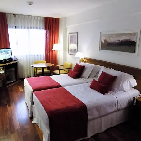Balmoral Plaza Hotel-3