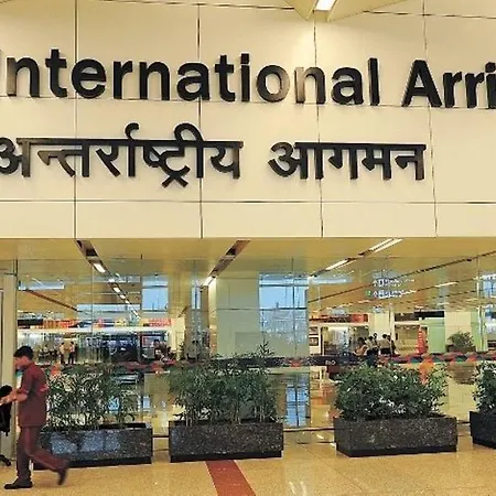Airport Hotel Golden Bliss At New Delhi International Airport-3