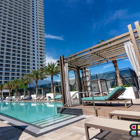 Hyde Beach House Apartments-3