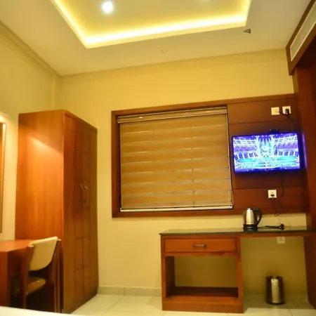 Hotel Priya-3