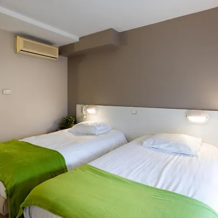 Hotel-Restaurant Espace Squash 3000-3