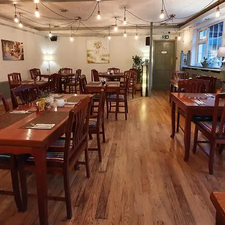 The Bowers Bar & Restaurant-2