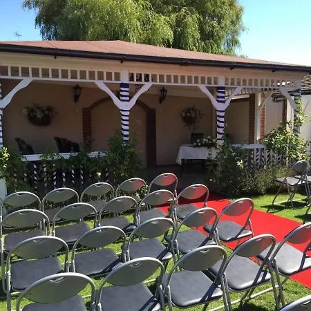 Beachlands Hotel-3