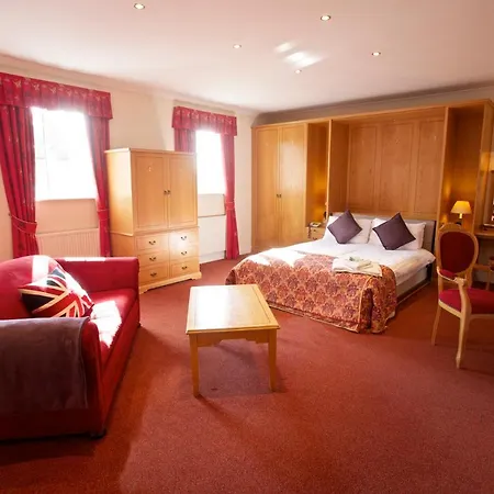 Hunters Lodge Hotel-2
