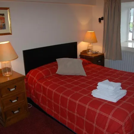Waterside Guesthouse-2
