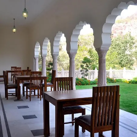 Hotel Raj Bagh Palace-3