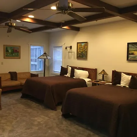 Lake Pointe Inn-2