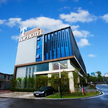 Friendship hotel-2
