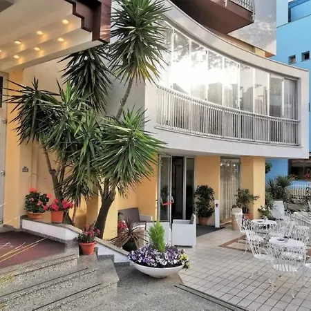 Hotel Cosmos-2