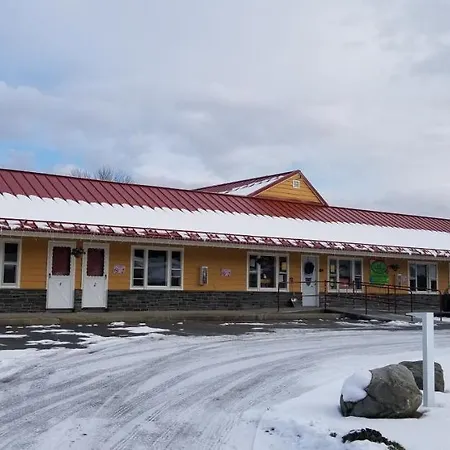 Middlebury Sweets Motel-3